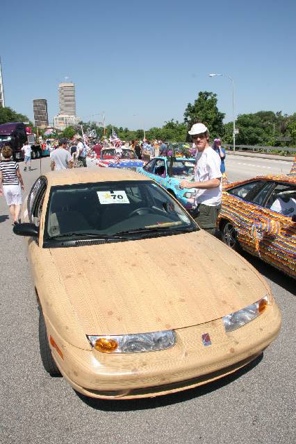 v2006_ArtCar_3_Parade 085 